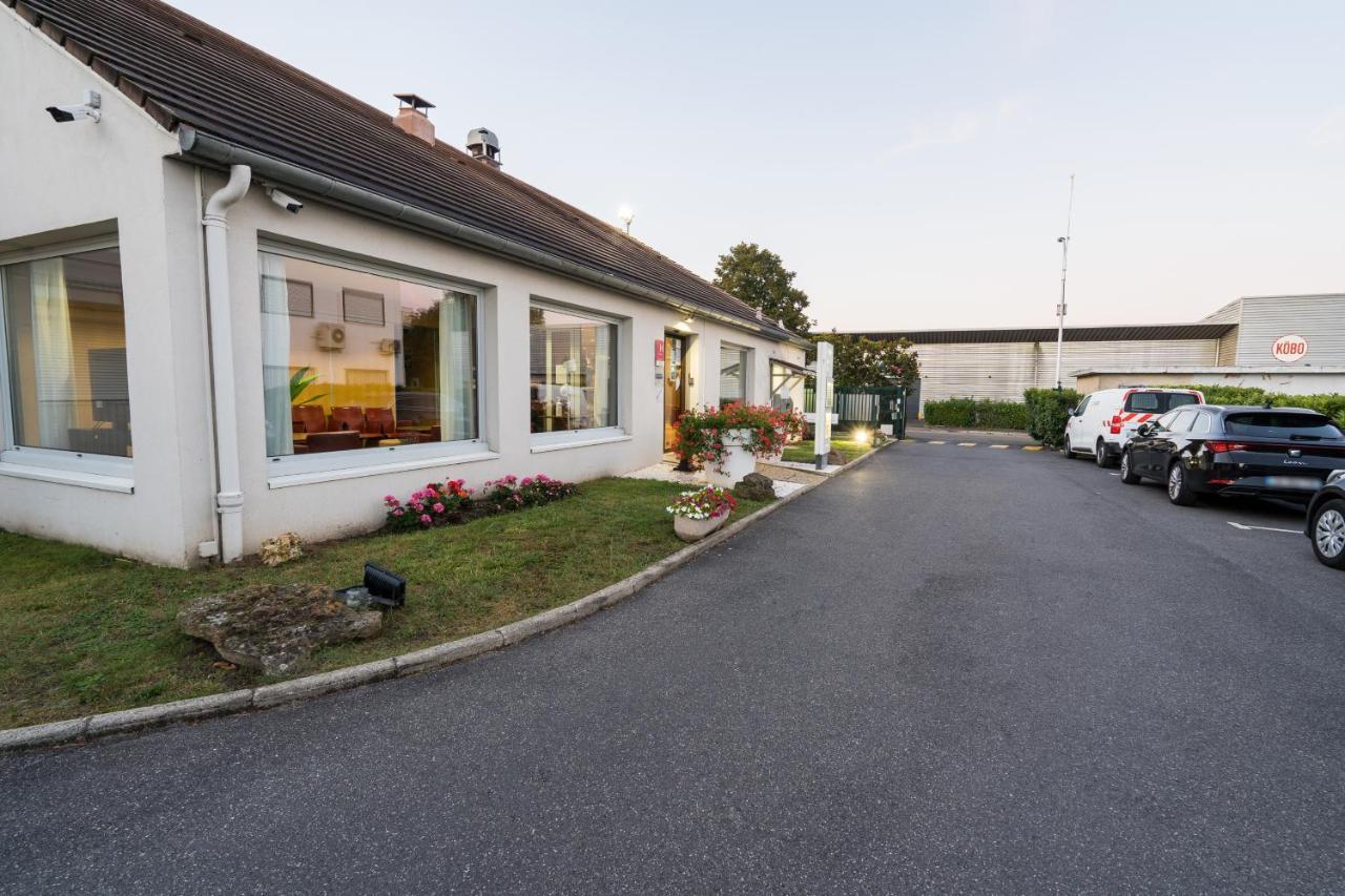 Hotel Campanile Montesson - Le Vésinet Exterior foto